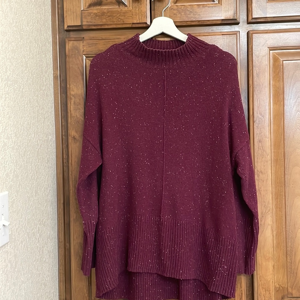 a.n.a. Burgundy long sleeve acrylic sweater size L